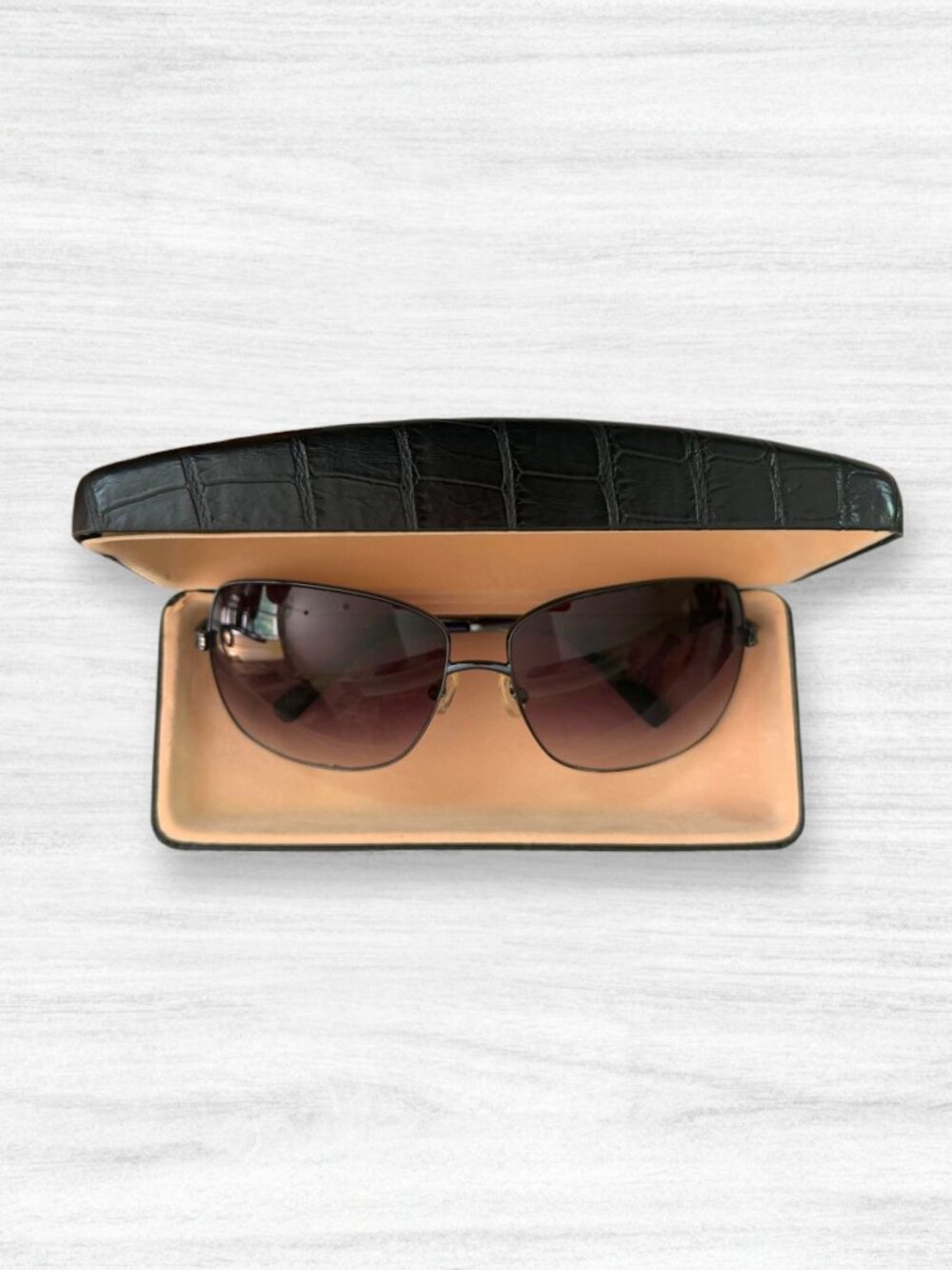 Judith Leiber Rimless Crystal Embellished Sunglasses Gradient Brown Lenses 63-15